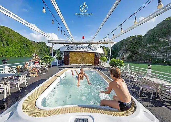 Athena Cruise 5*