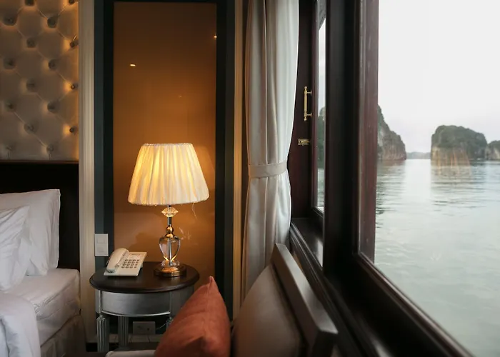 Athena Cruise  5*